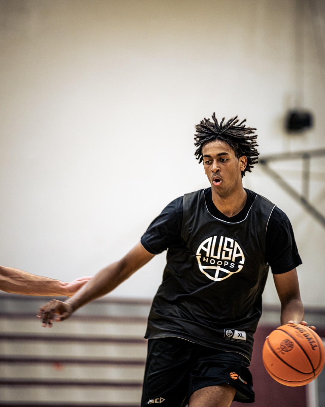 Aaron Gashaw Commits to Cameron University Basketball, graphic