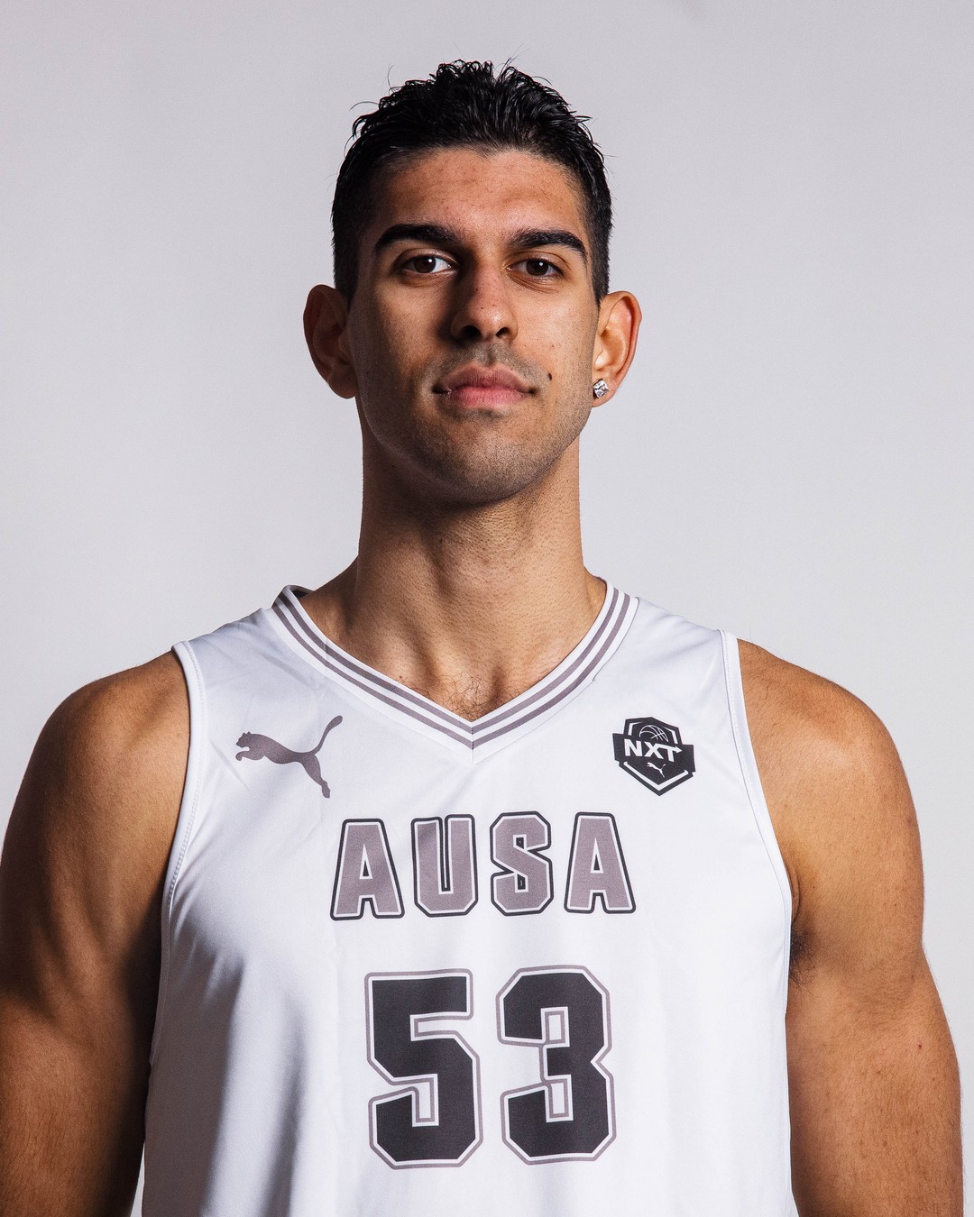 Amarco Doyle commits to Illawarra Hawks in NBL, graphic